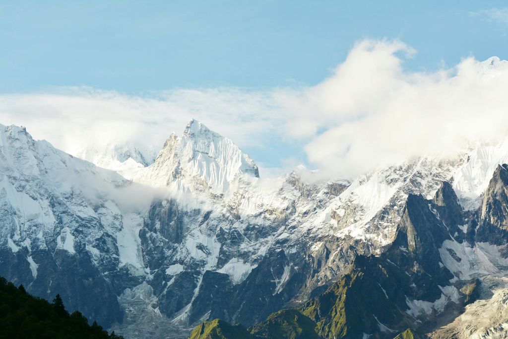 Manaslu Base Camp